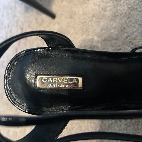 Elegant Black Strappy Heels - Picture 3 of 6